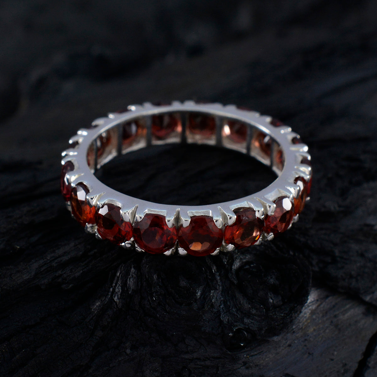 Garnet multiple French 925 Sterling Silver Red Gemstones Featherlight Eternity Band Jewelry