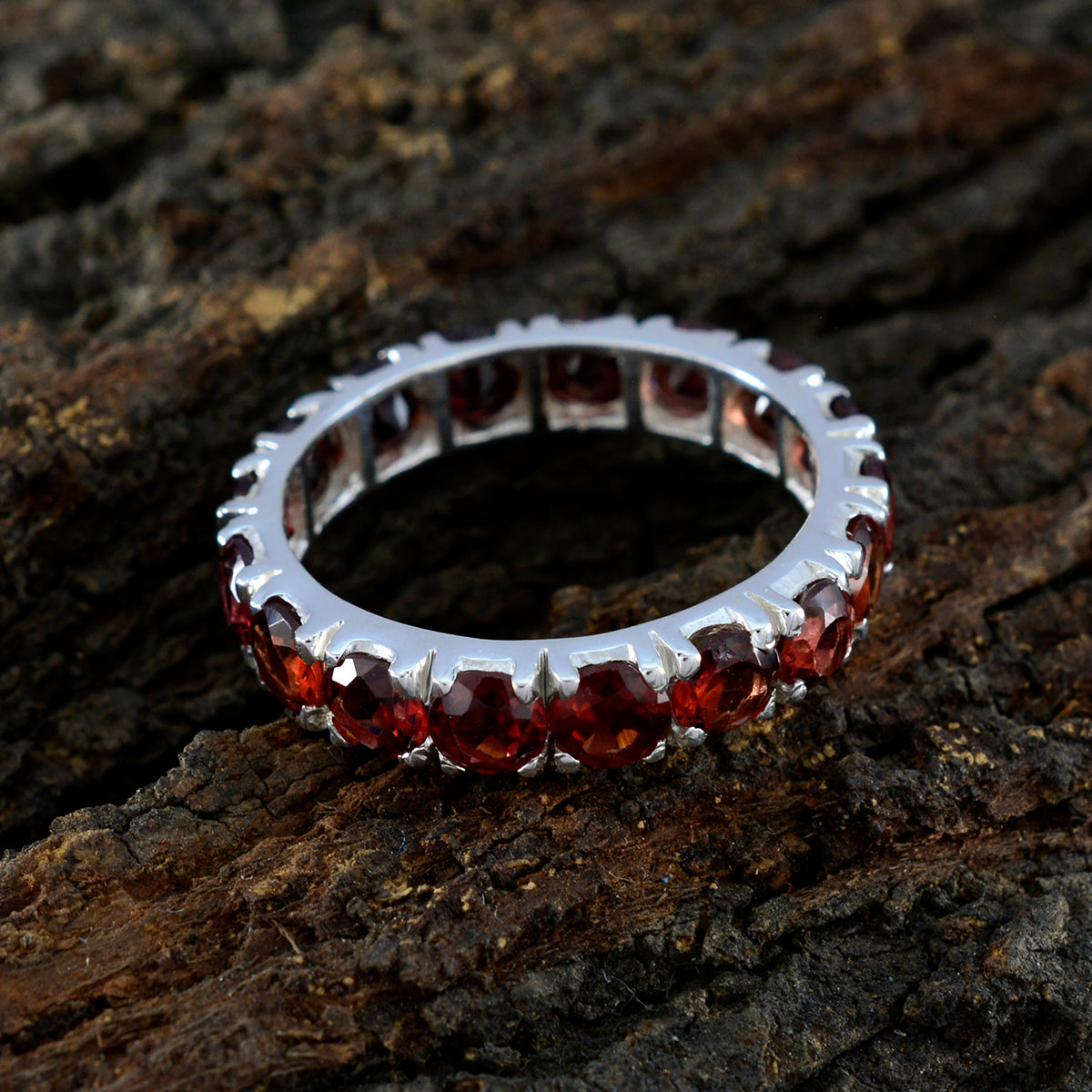 Garnet multiple French 925 Sterling Silver Red Gemstones Featherlight Eternity Band Jewelry