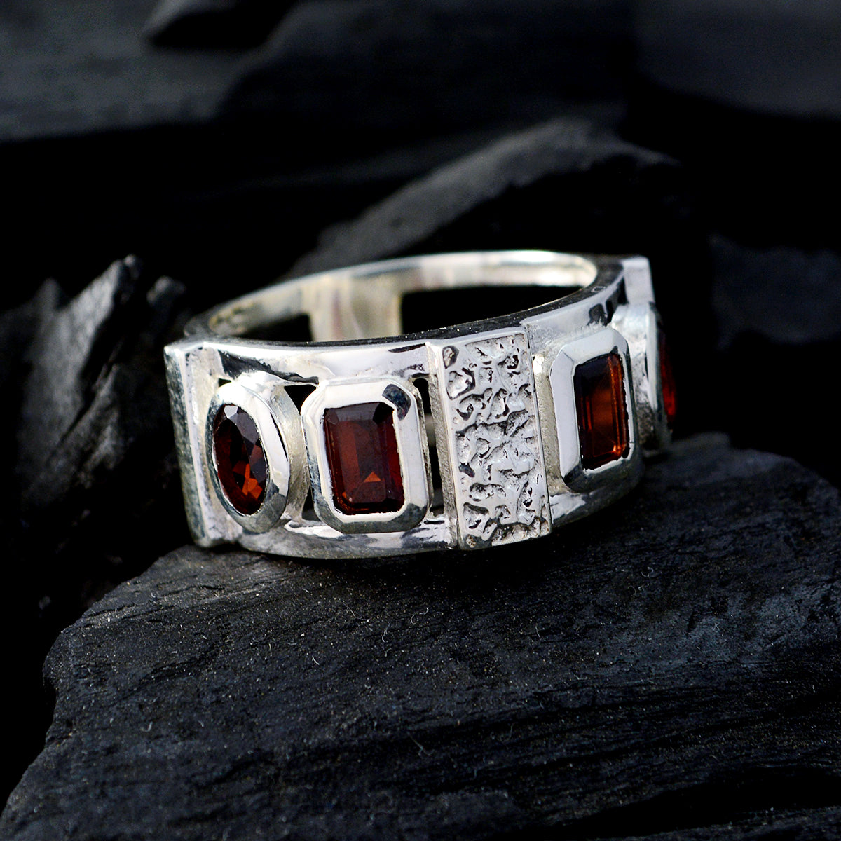 Garnet quarter Italian 925 Sterling Silver Red Gemstone Edgy Trendy Ring Jewelry