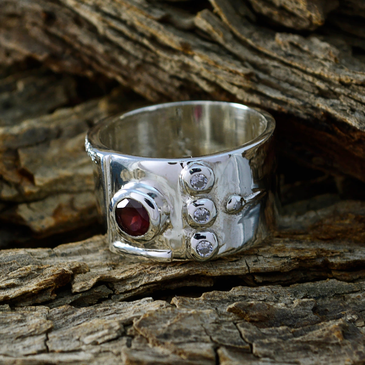 Garnet quarter Indian 92.5 Silver Red Gemstones Versatile Abstract Band Jewellery