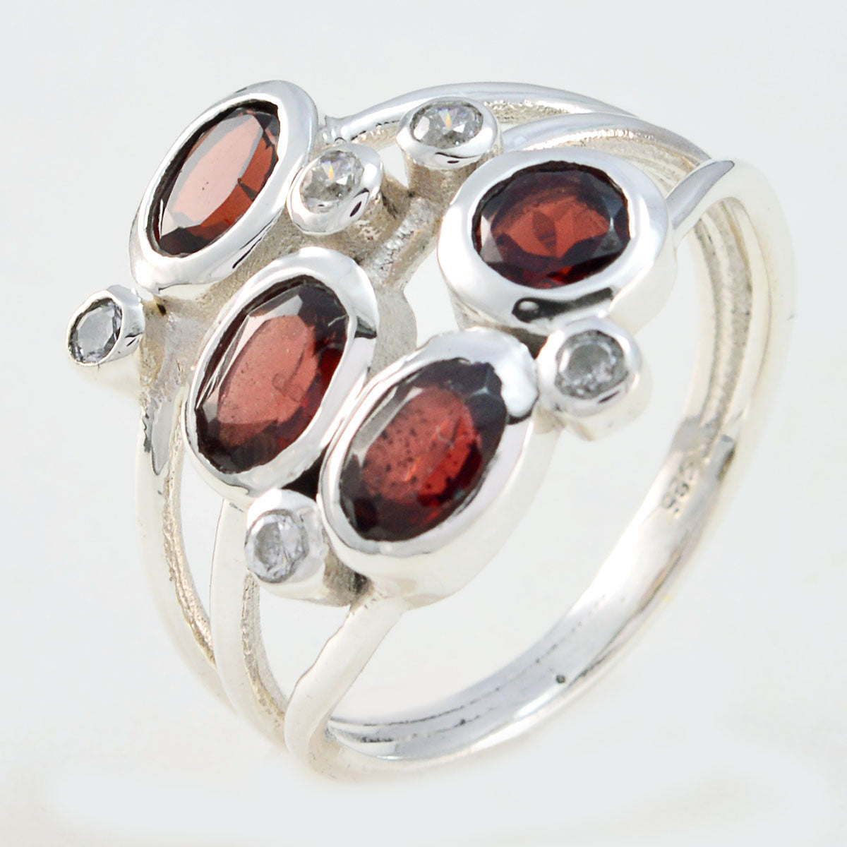 Garnet quarter Indian Sterling Silver Red Gemstones Minimal Sophisticated Ring Jewelry