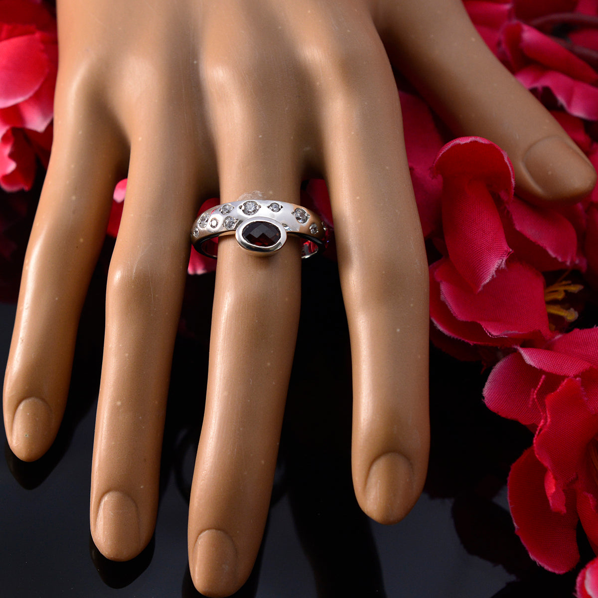 Garnet Halo Moroccan 925 Sterling Silver Red Gemstones Minimal Romantic Ring Jewelry