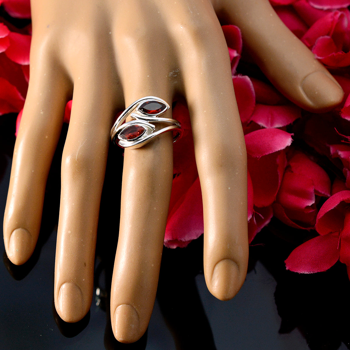 Garnet Toi et Moi Egyptian 925 Silver Red Gemstone Slim Modern Ring Jewelry