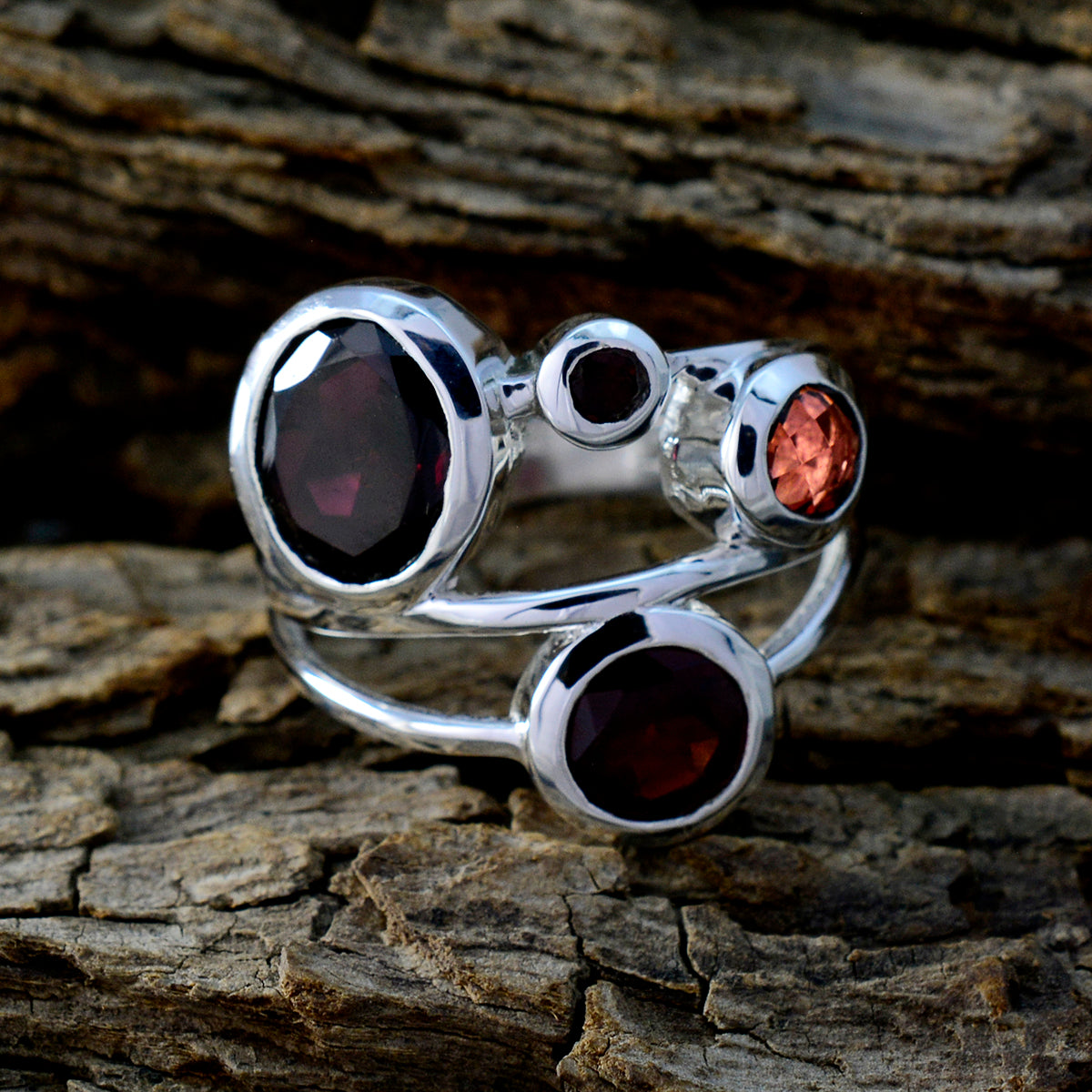 Garnet quarter Moroccan Silver Red Gemstones Minimal Fairytale Ring Jewellery