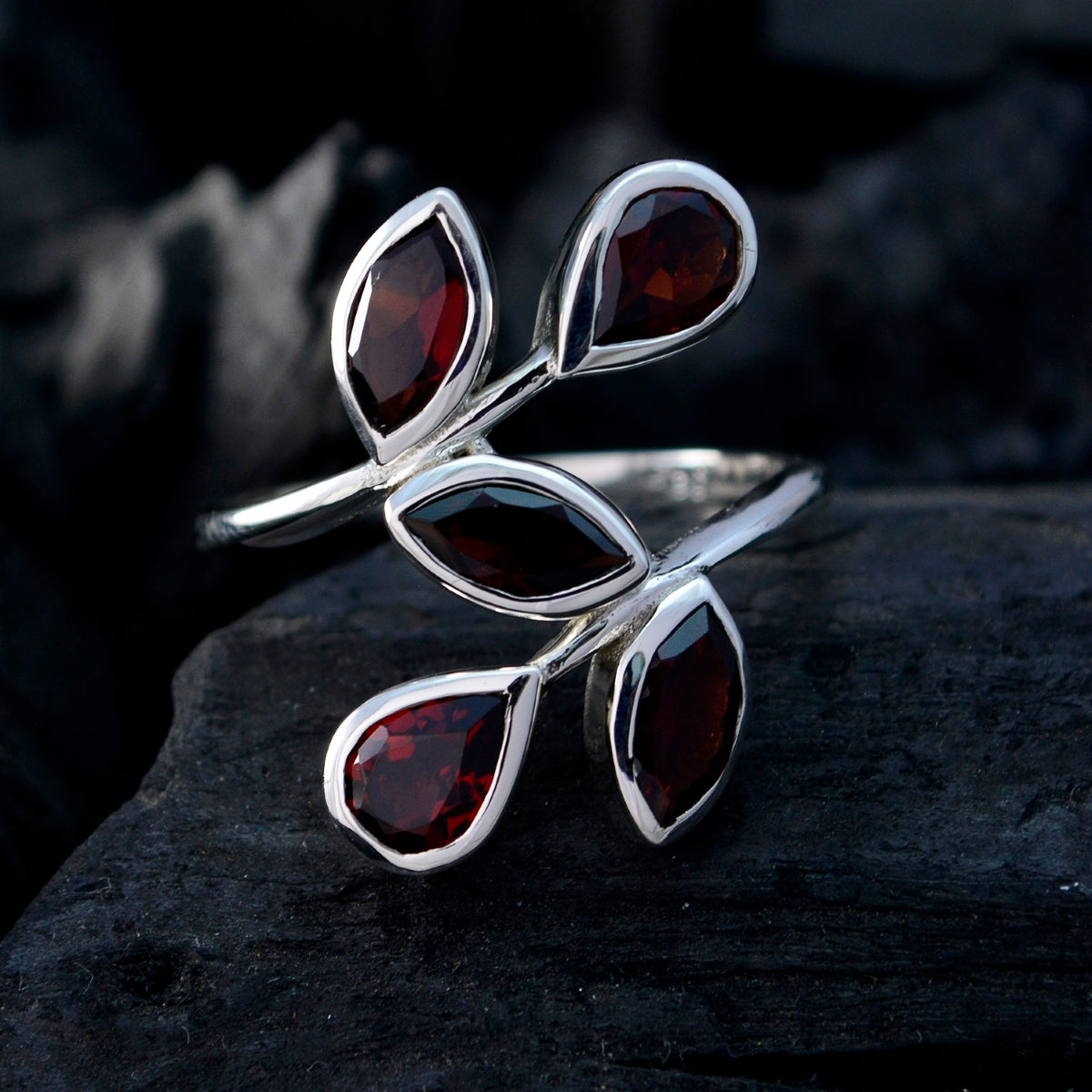 Garnet Penta Moroccan Silver Red Gemstones Eye catching Abstract Ring Jewelry