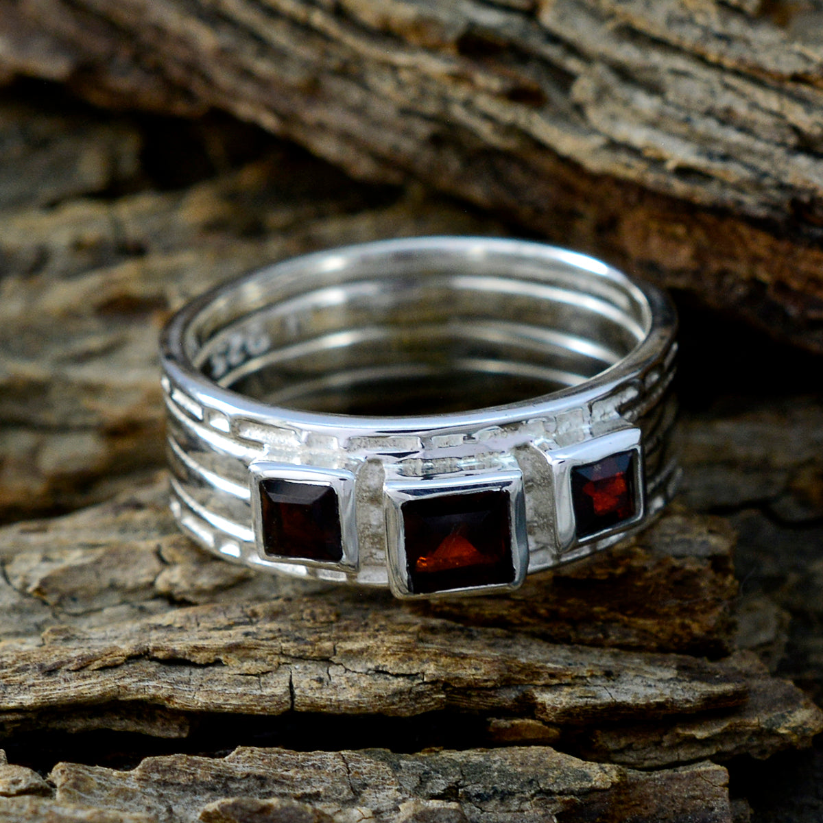 Garnet Trilogy German 925 Silver Red Gems Eye catching Boho Band Jewellery