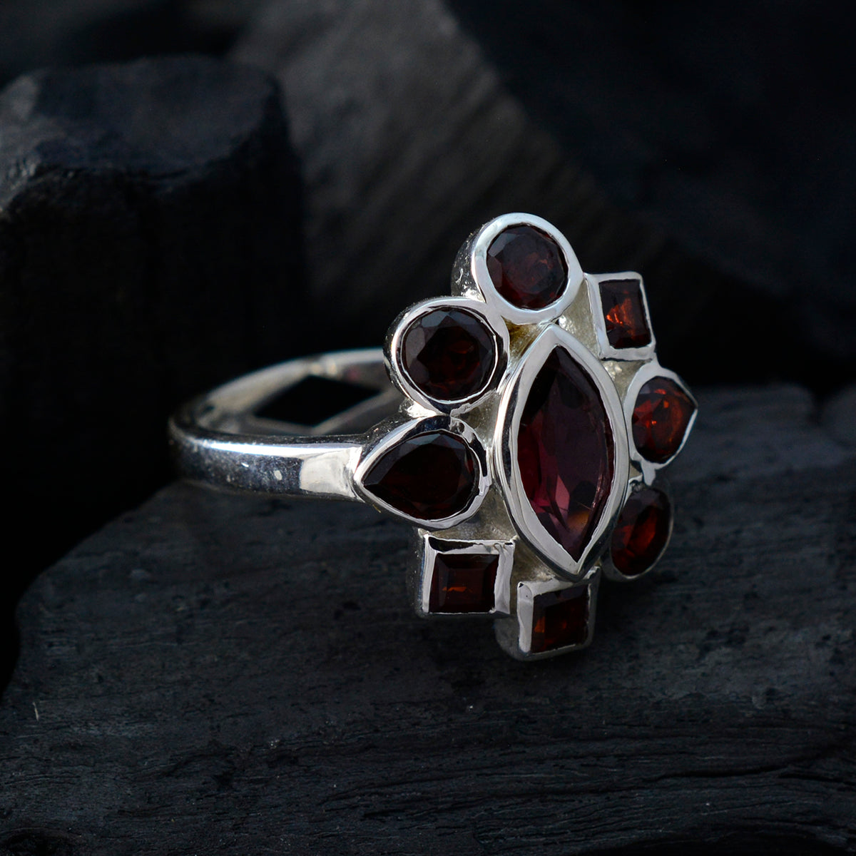 Garnet navratna Indian Silver Red Gemstone Eye catching Modern Ring Jewelry