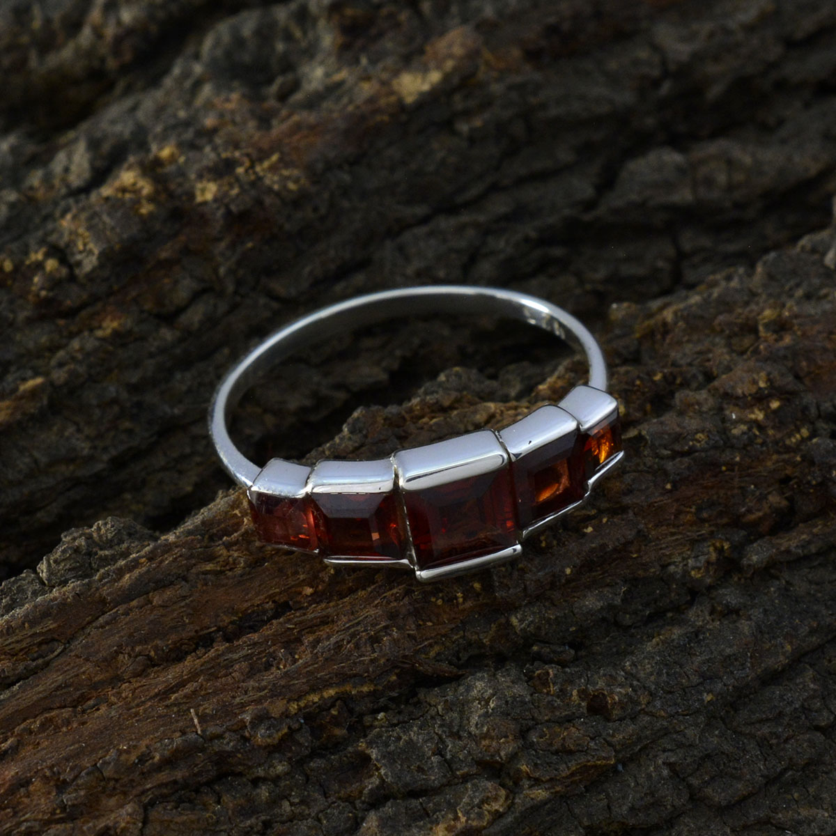 Garnet Penta Korean 92.5 Silver Red Gemstone Delicate Sophisticated Ring Jewellery