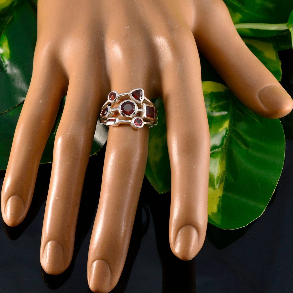 Garnet Hepta French 925 Silver Red Gems Featherlight Sophisticated Ring Jewellery