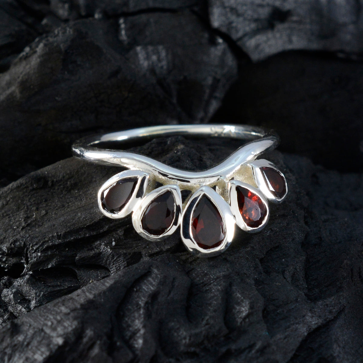 Garnet Penta German 925 Sterling Silver Red Gemstones Slim Romantic Ring Jewelry