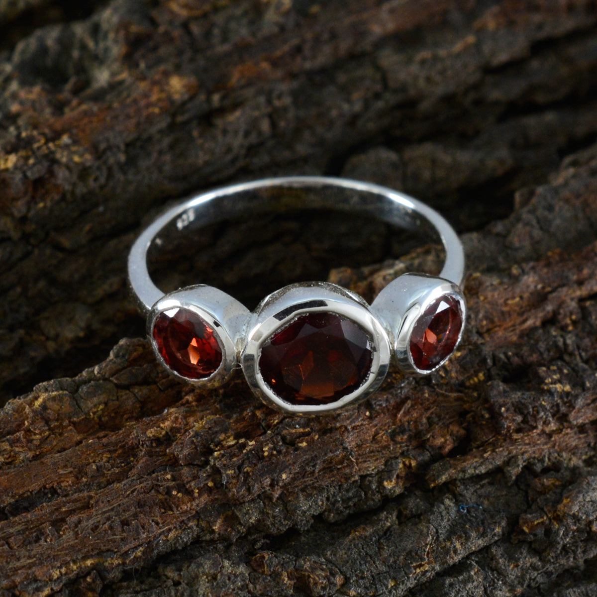 Garnet Trilogy Korean Sterling Silver Red Gemstones Whisper thin Contemporary Ring Jewelry