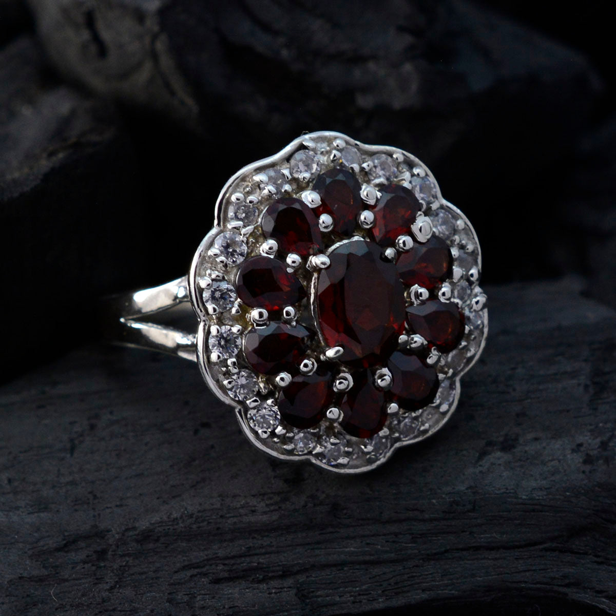 Garnet multiple French 925 Sterling Silver Red Gemstones Minimal Modern Ring Jewellery