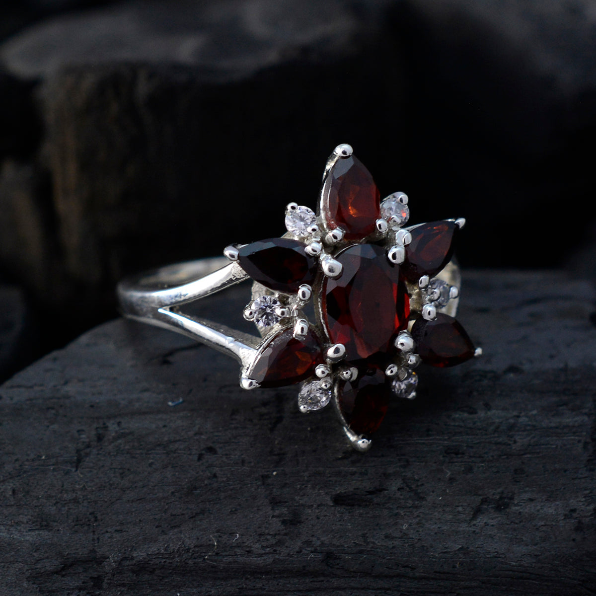 Garnet Hepta African Silver Red Gemstone Featherlight Floral Ring Jewelry