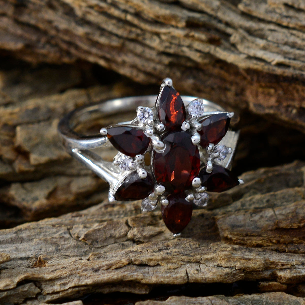 Garnet Hepta African Silver Red Gemstone Featherlight Floral Ring Jewelry