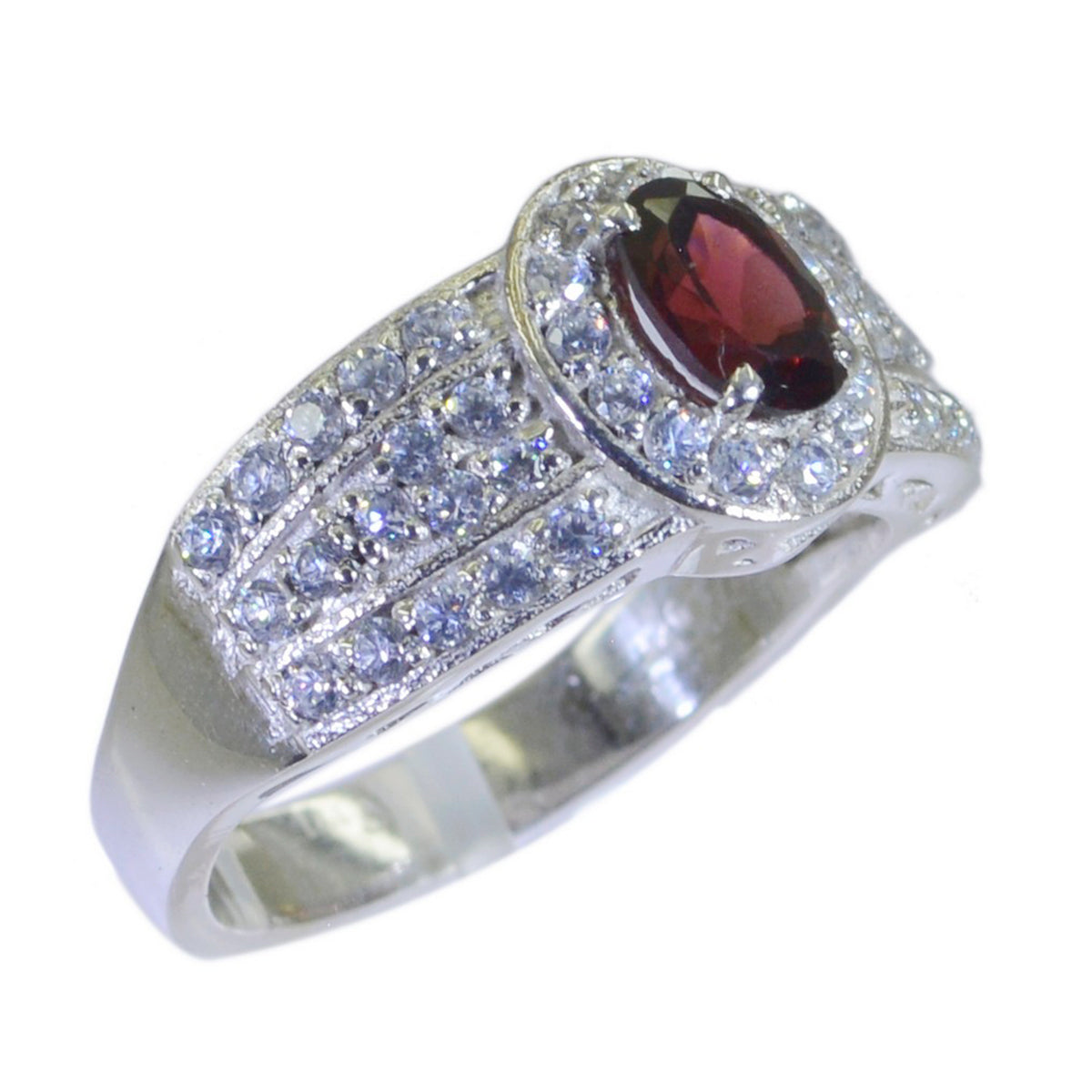 Anello alla moda accattivante con gemme rosse in argento africano e granato. Immagine secondaria del prodotto