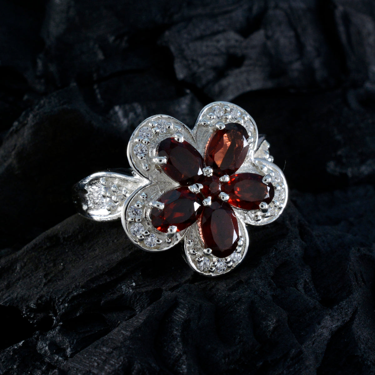 Garnet Penta Russian 925 Sterling Silver Red Gemstones Classic Floral Ring Jewellery