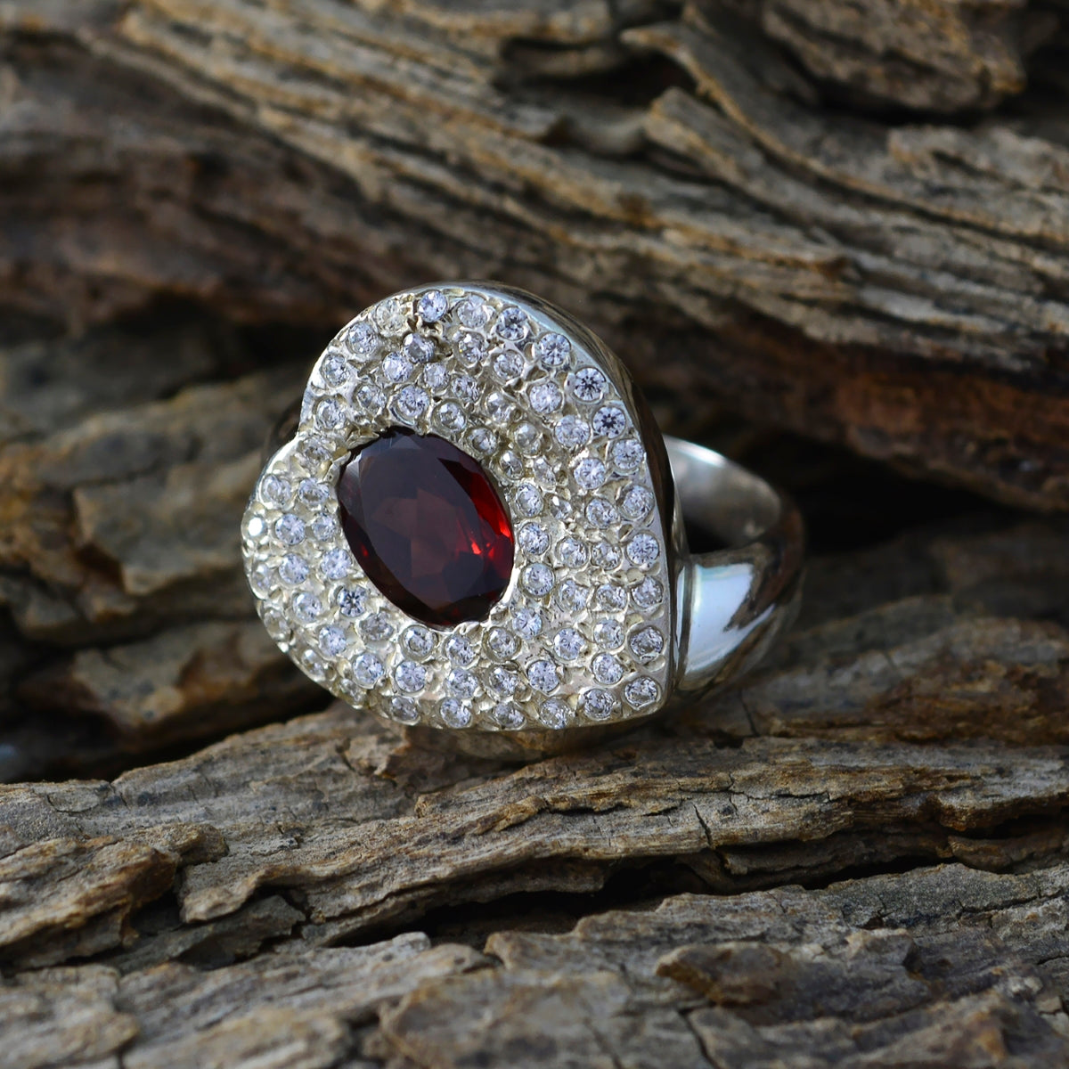 Garnet Halo Russian Sterling Silver Red Gemstones Eye catching Modern Ring Jewellery