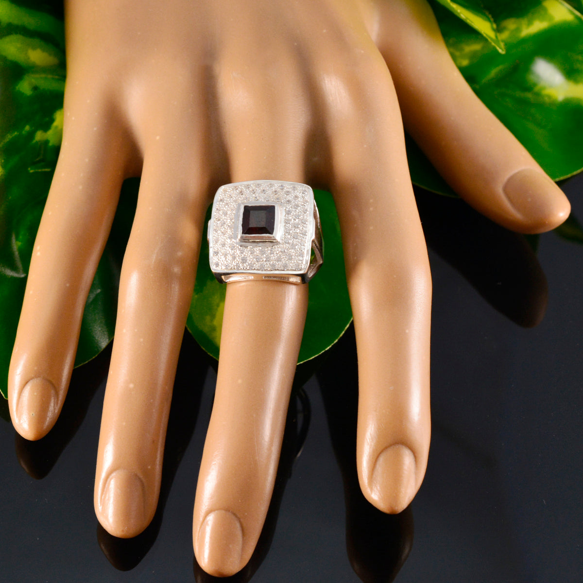 Garnet Halo Moroccan Silver Red Gemstones Versatile Modern Ring Jewellery