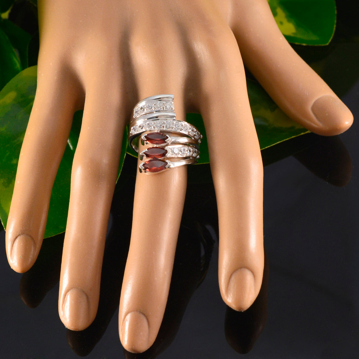 Garnet Halo German 925 Silver Red Gems Chunky Ethnic Ring Jewellery