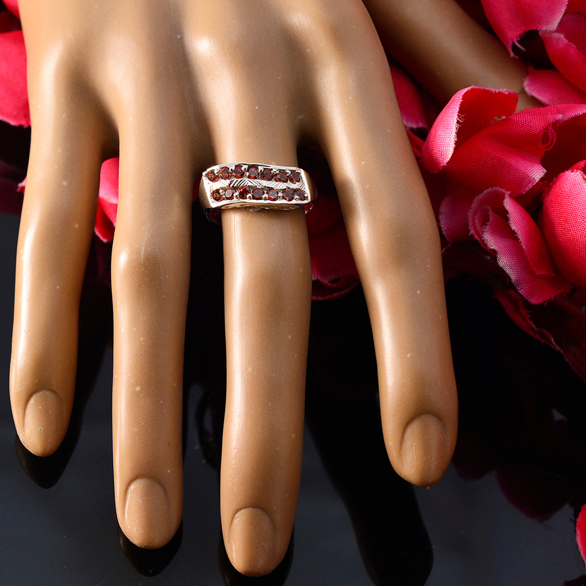 Garnet multiple African 925 Silver Red Gems Minimal Luxurious Ring Jewellery