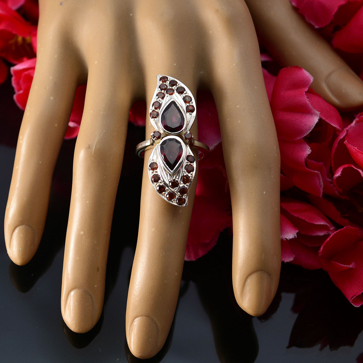 Garnet multiple Moroccan 92.5 Silver Red Gemstone Versatile Contemporary Ring Jewelry