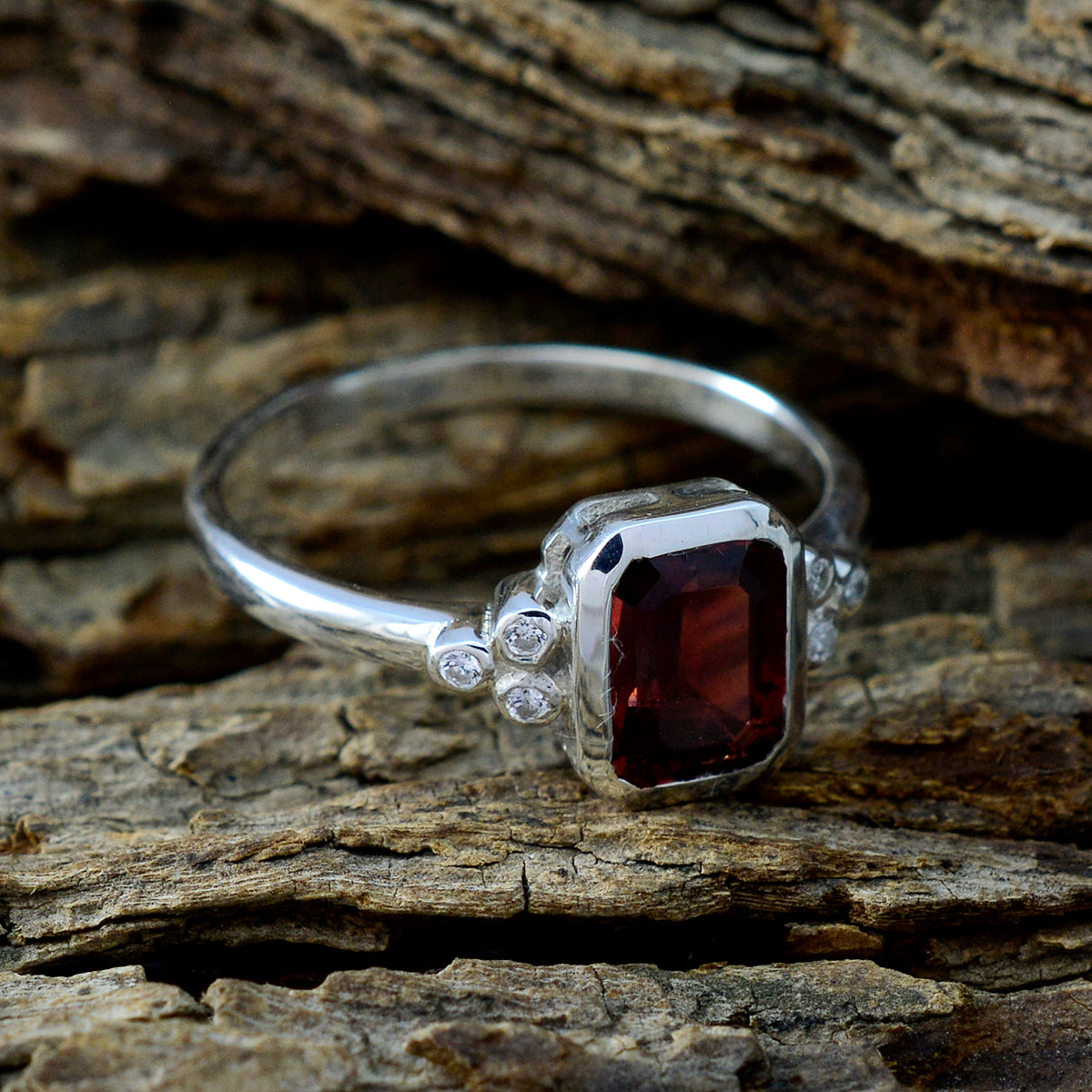 Garnet Halo Japanese 925 Silver Red Gems Dainty Romantic Ring Jewelry