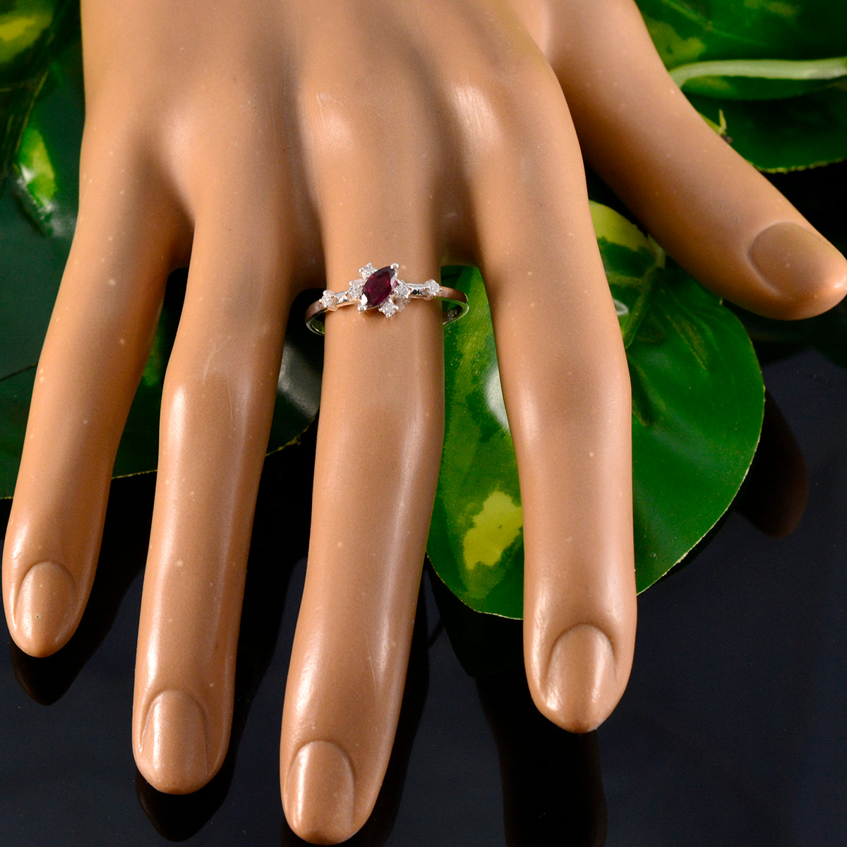 Garnet Halo Japanese 92.5 Silver Red Gemstone Minimalist Trendy Ring Jewellery