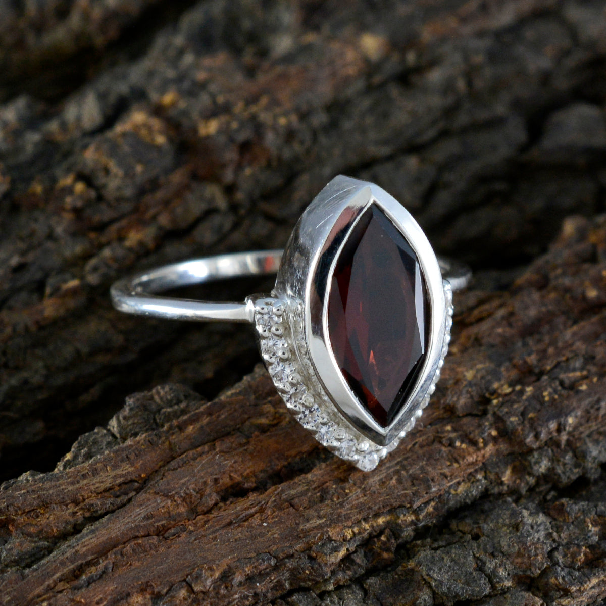 Garnet Halo American 925 Sterling Silver Red Gems Whisper thin Luxurious Ring Jewellery