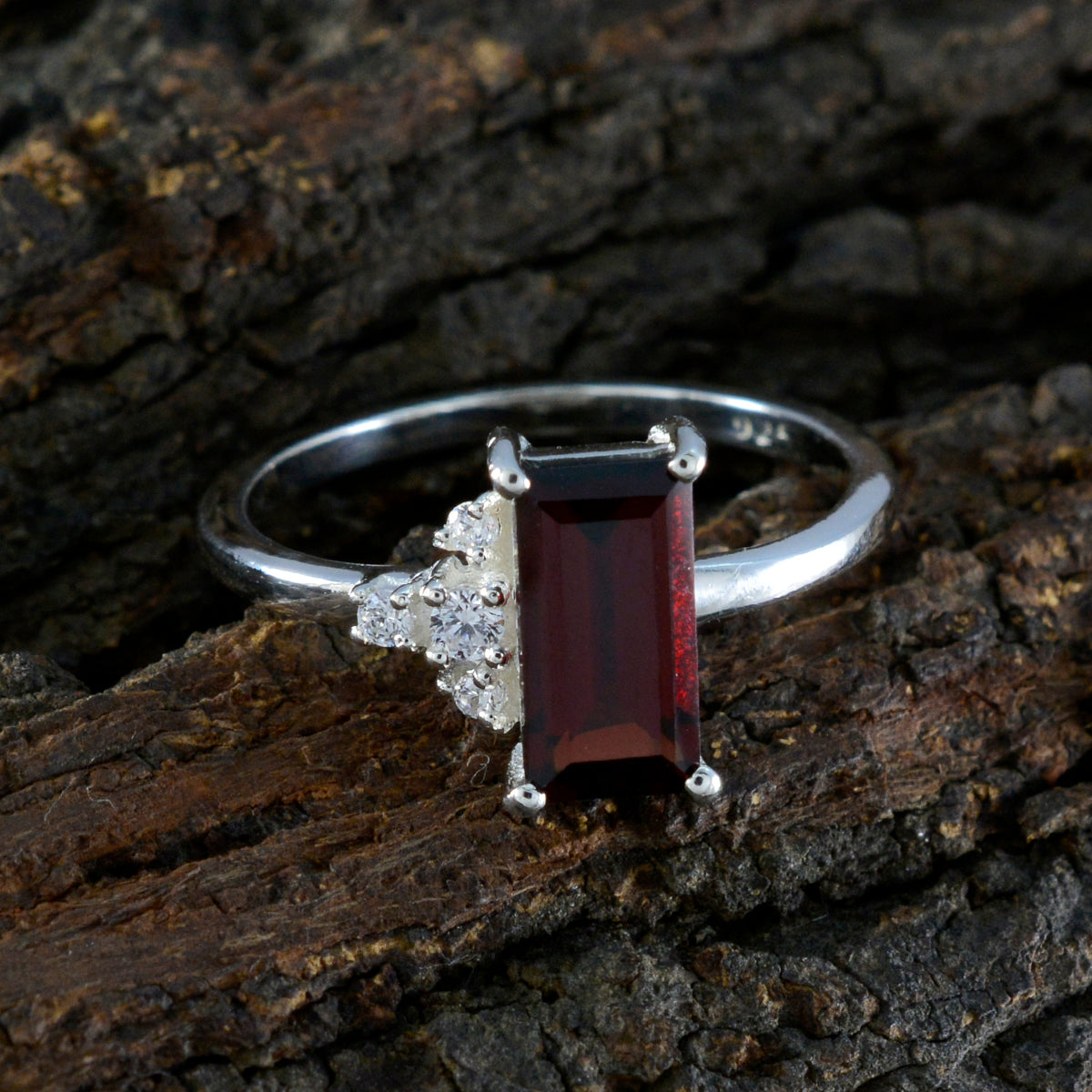Garnet Halo American 925 Silver Red Gemstone Dainty Feminine Ring Jewelry