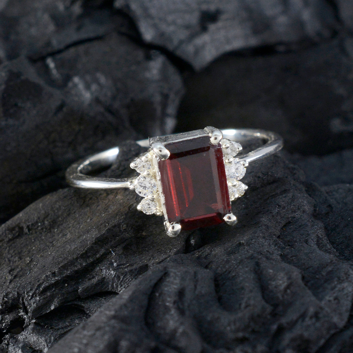 Garnet Halo American 925 Sterling Silver Red Gemstone Delicate Abstract Ring Jewelry