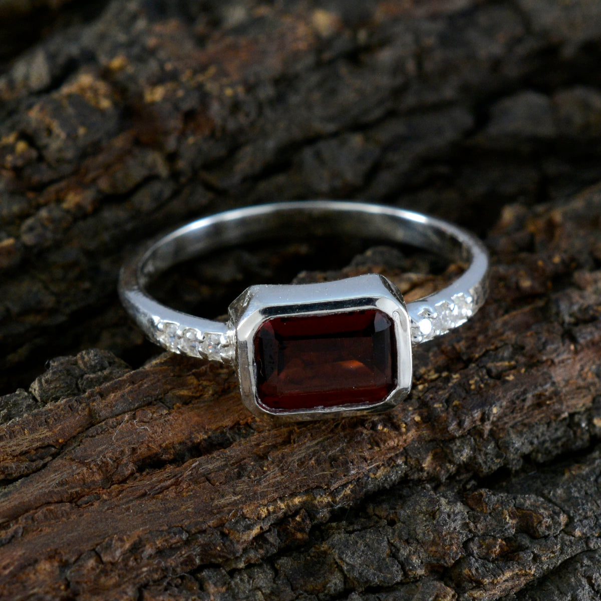 Garnet Halo Korean 925 Silver Red Gems Delicate Modern Ring Jewelry