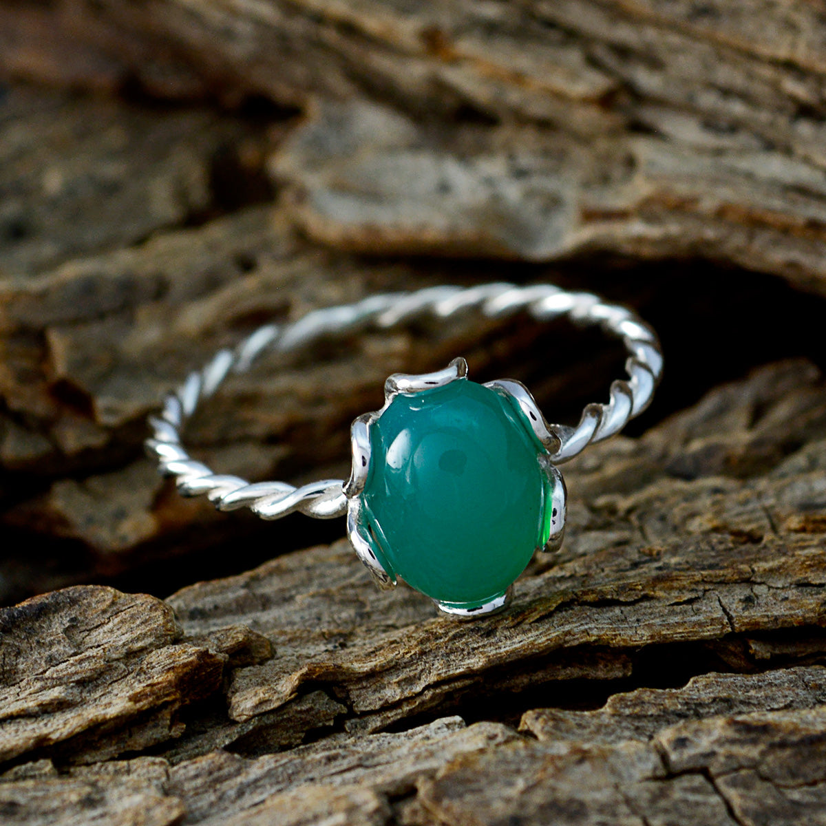 Green Onyx Solitaire Japanese 925 Silver Green Gemstones Elegant  Twist Ring Jewelry