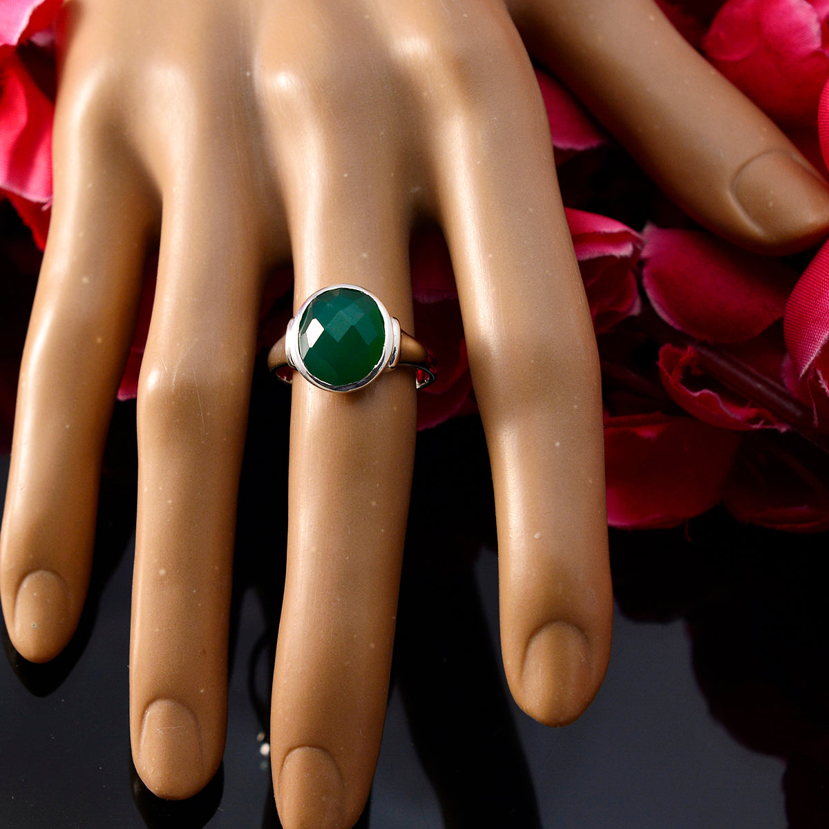 Green Onyx Solitaire Indian 925 Silver Green Gemstone Minimal Traditional Ring Jewellery