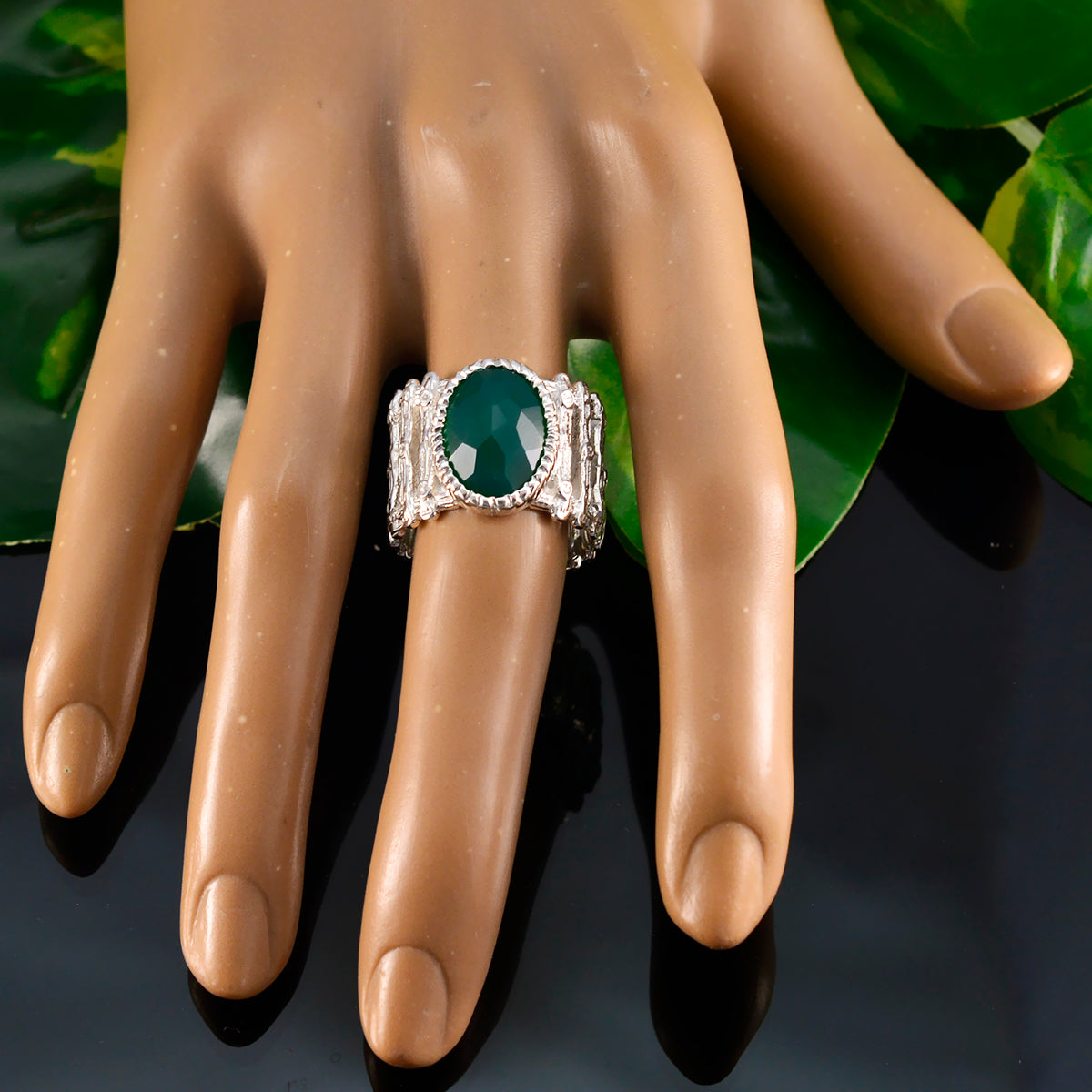 Green Onyx Solitaire African 92.5 Silver Green Gems Edgy Armor Band Jewelry
