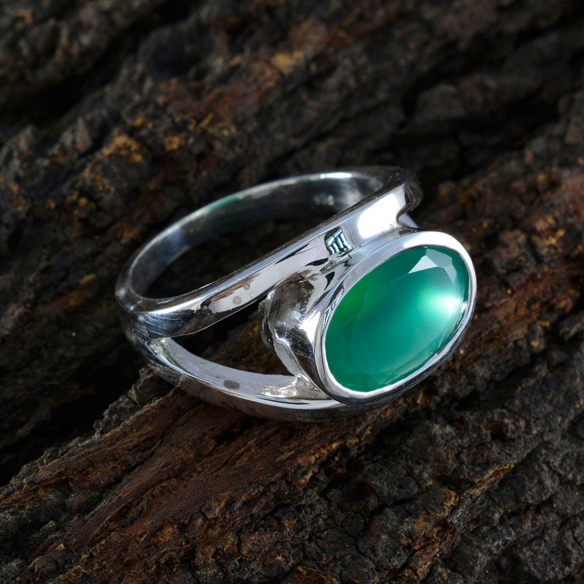 Green Onyx Solitaire Italian 92.5 Silver Green Gemstones Edgy Heritage Ring Jewellery