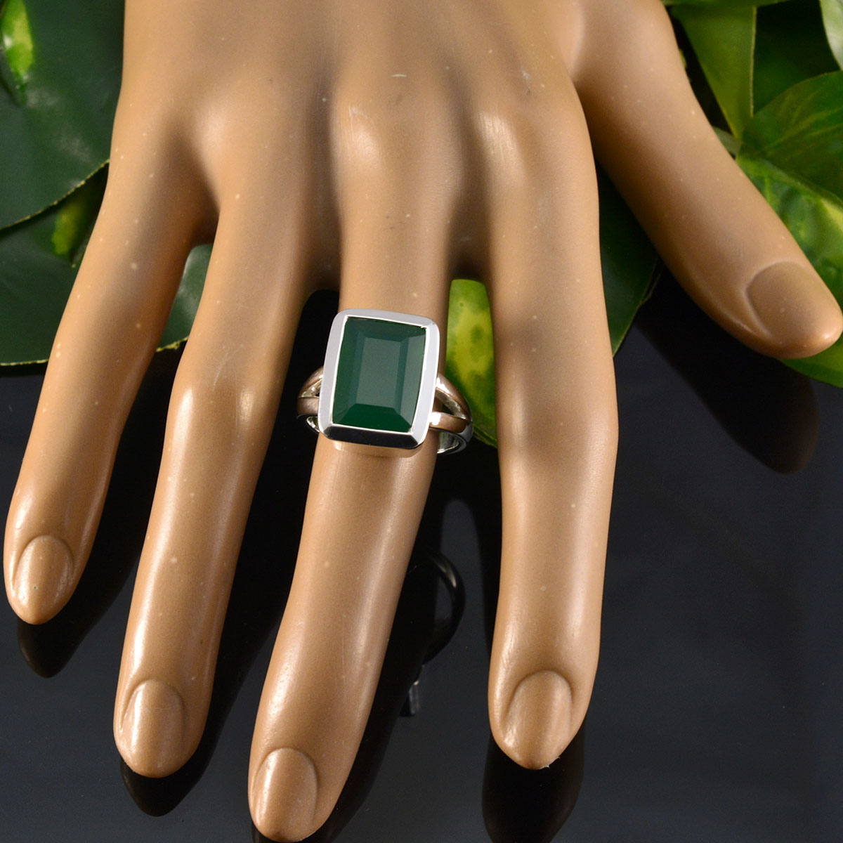 Green Onyx Solitaire Italian 925 Silver Green Gemstone Edgy Trendy Ring Jewellery