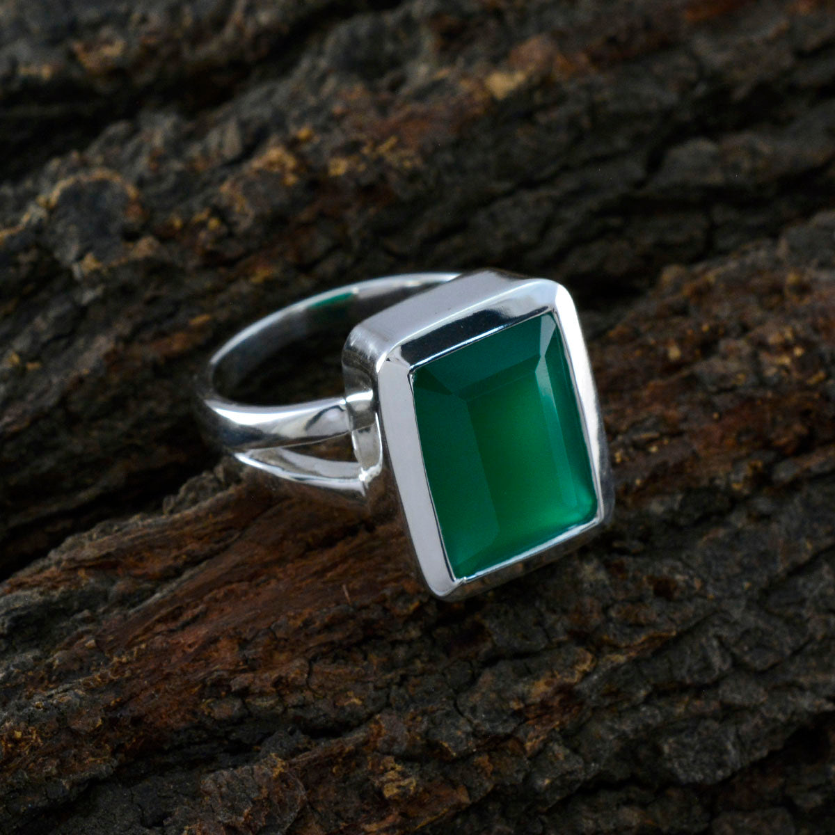 Green Onyx Solitaire Italian 925 Silver Green Gemstone Edgy Trendy Ring Jewellery
