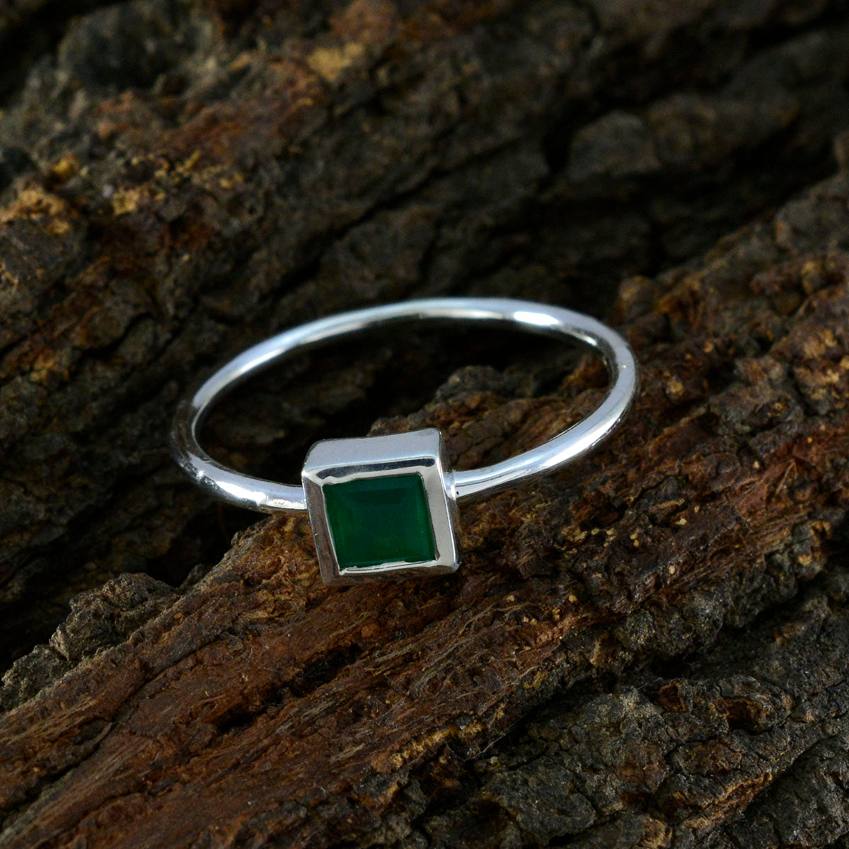 Green Onyx Solitaire Korean 925 Sterling Silver Green Gemstone Elegant  Contemporary Ring Jewellery