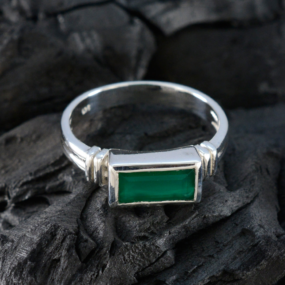 Green Onyx Solitaire Egyptian 92.5 Silver Green Gemstone Minimal Artisan Ring Jewellery