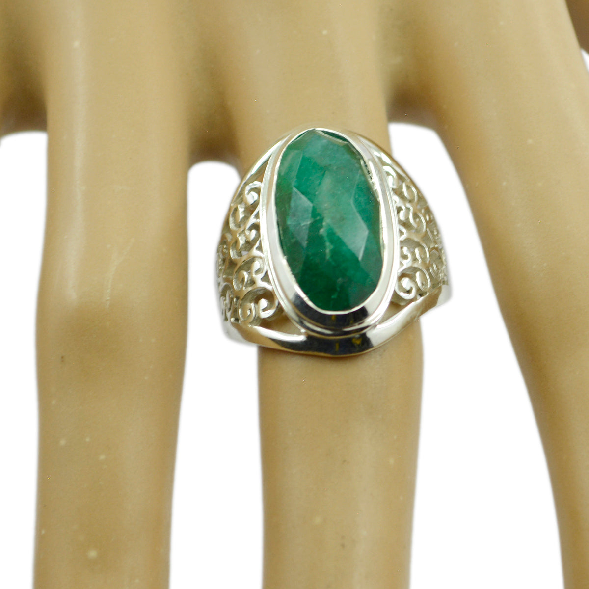 Indian Emerald Solitaire Latin American Silver Green Gemstones Mid weight Filigree Ring Jewelry