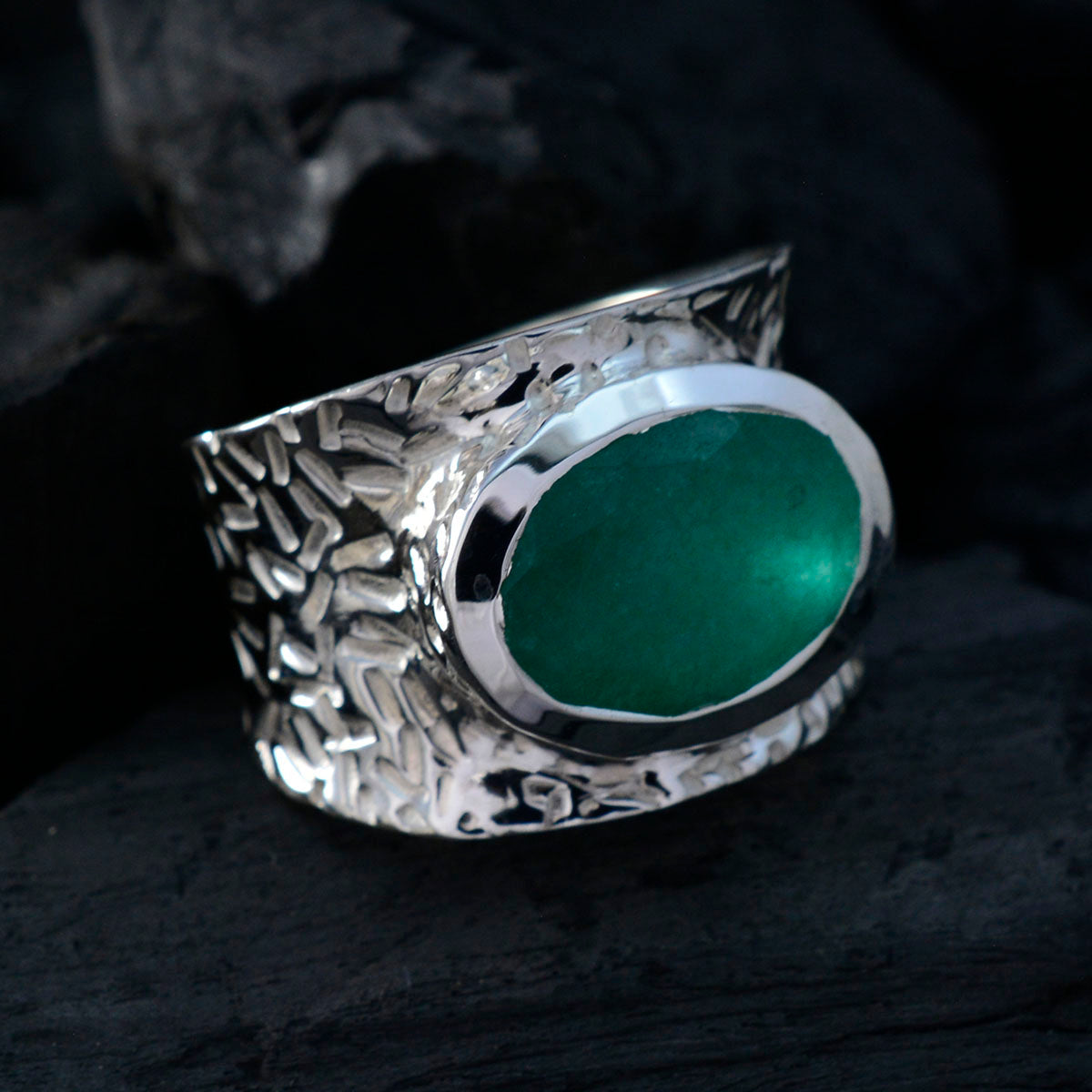Indian Emerald Solitaire Moroccan Sterling Silver Green Gemstones Essential  engravings Ring Jewellery