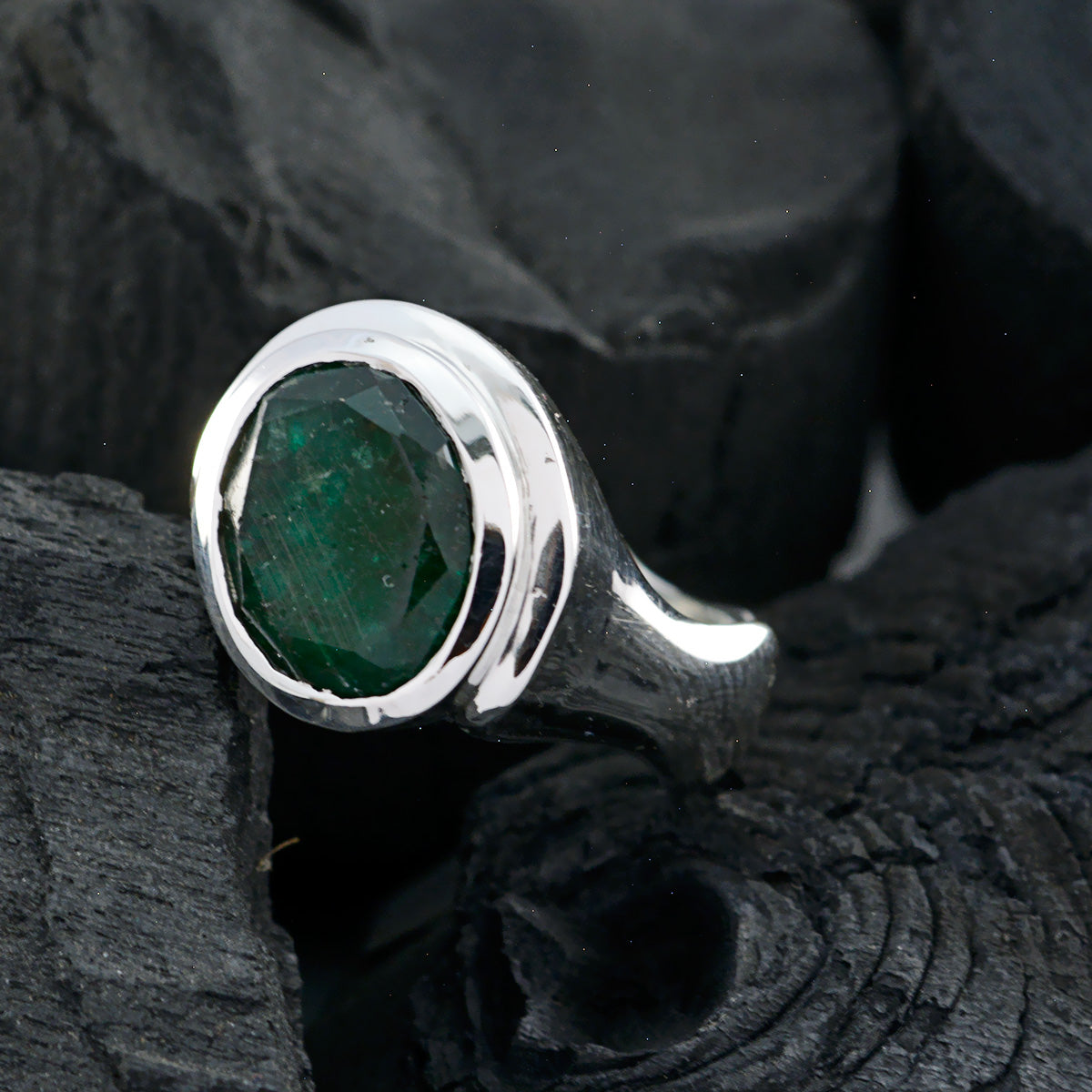 Indian Emerald Solitaire Russian Sterling Silver Green Gems Eye catching valentine Ring Jewellery