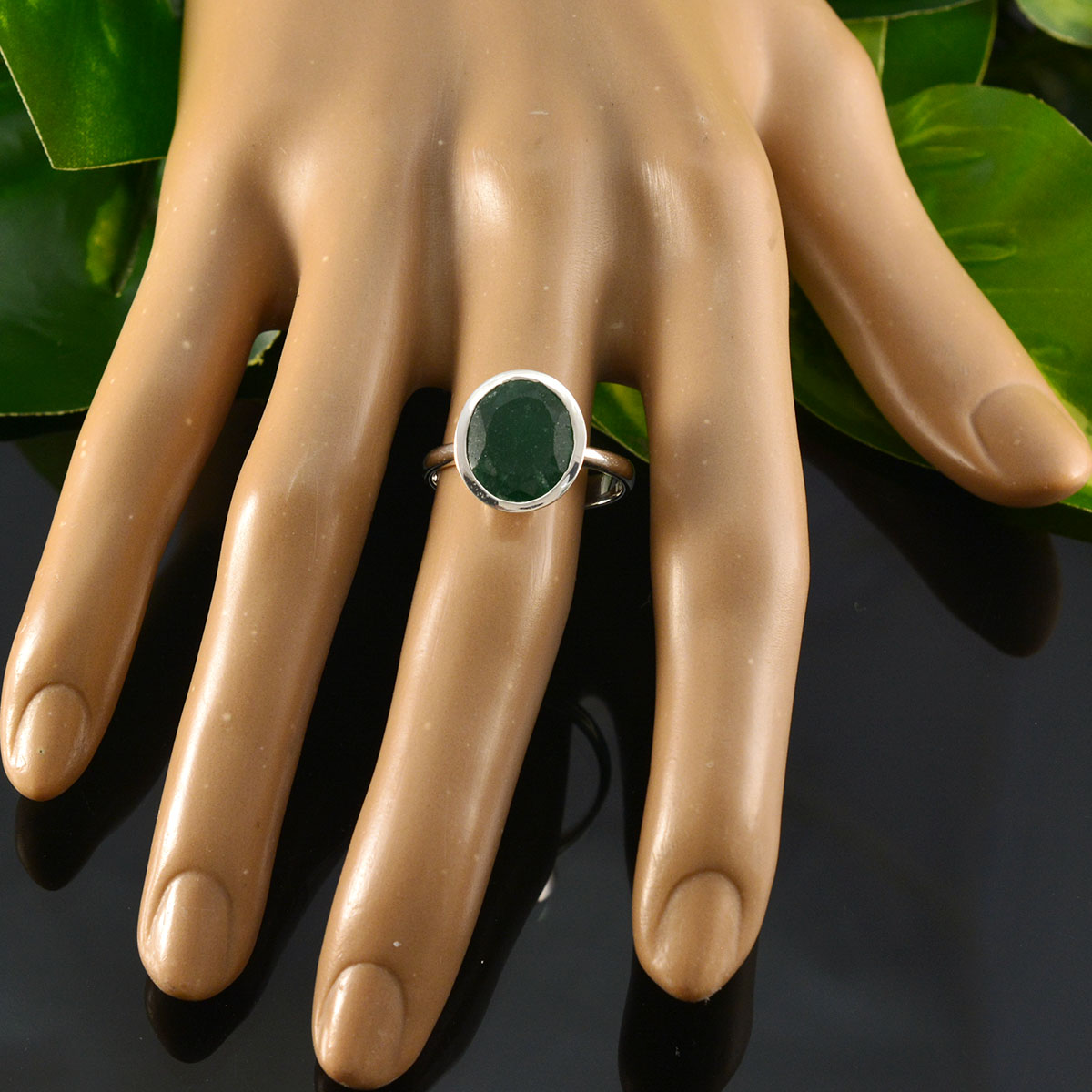 Indian Emerald Solitaire Moroccan 92.5 Silver Green Gemstones Minimal Abstract Ring Jewelry