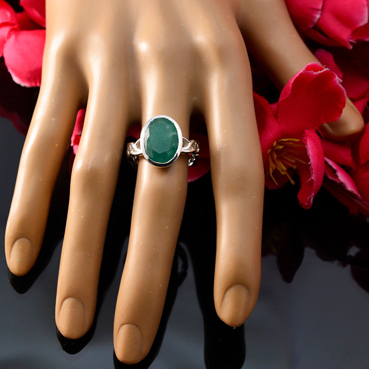 Indian Emerald Solitaire Latin American 925 Silver Green Gemstone Minimal Rope Wire Ring Jewellery