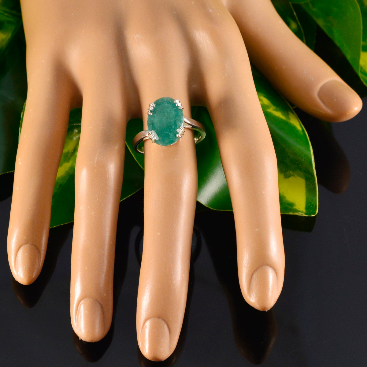Indian Emerald Solitaire African Sterling Silver Green Gems Tiny Contemporary Ring Jewelry