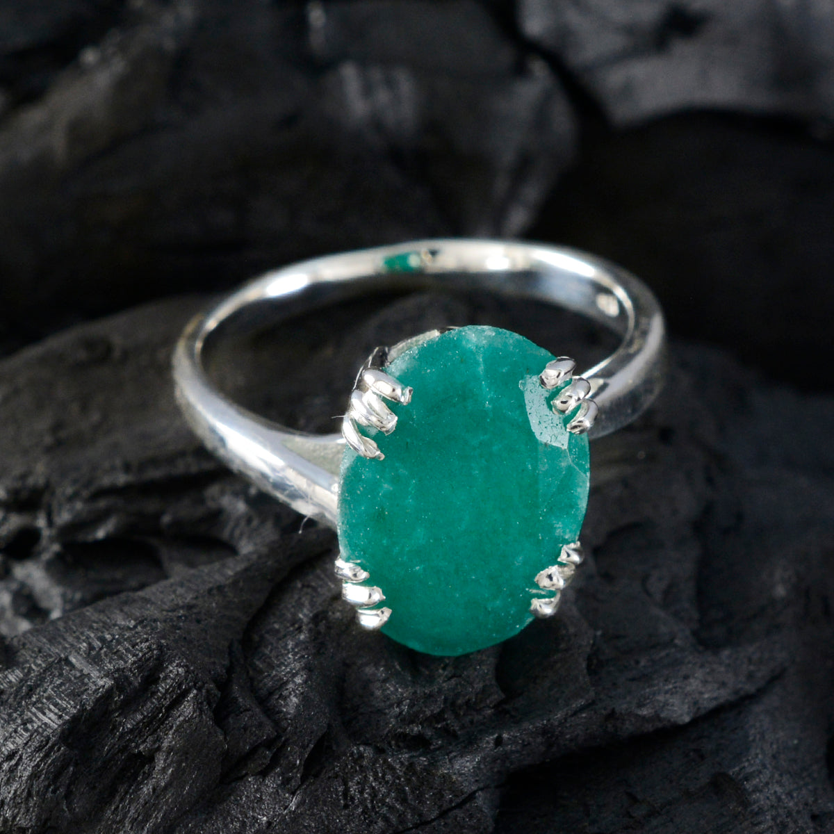 Indian Emerald Solitaire African Sterling Silver Green Gems Tiny Contemporary Ring Jewelry