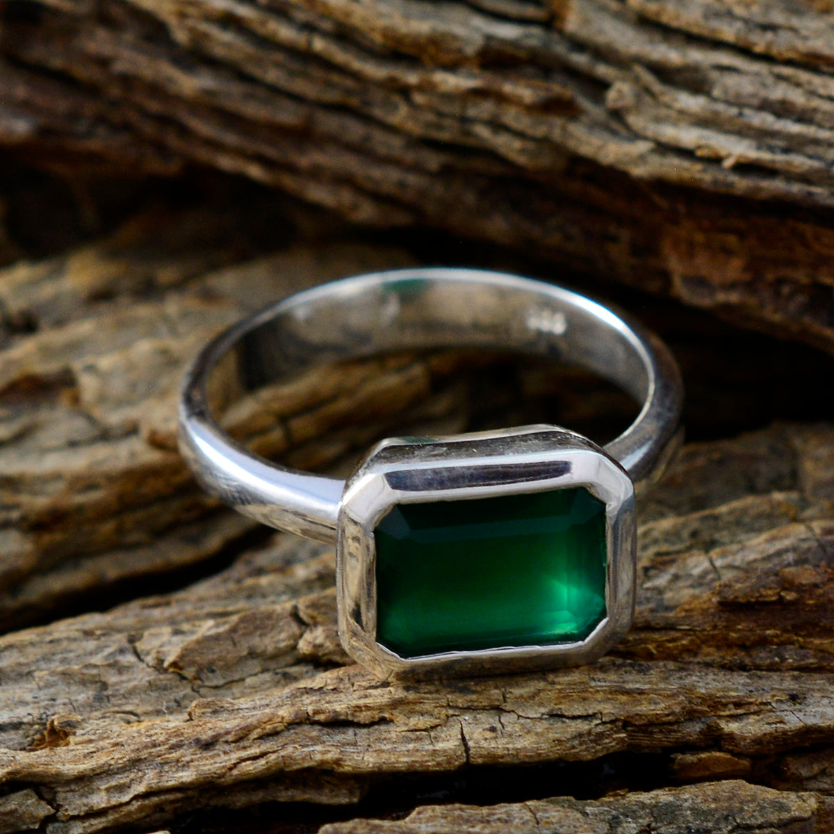 Indian Emerald Solitaire Moroccan Silver Green Gemstone Tiny Contemporary Ring Jewelry