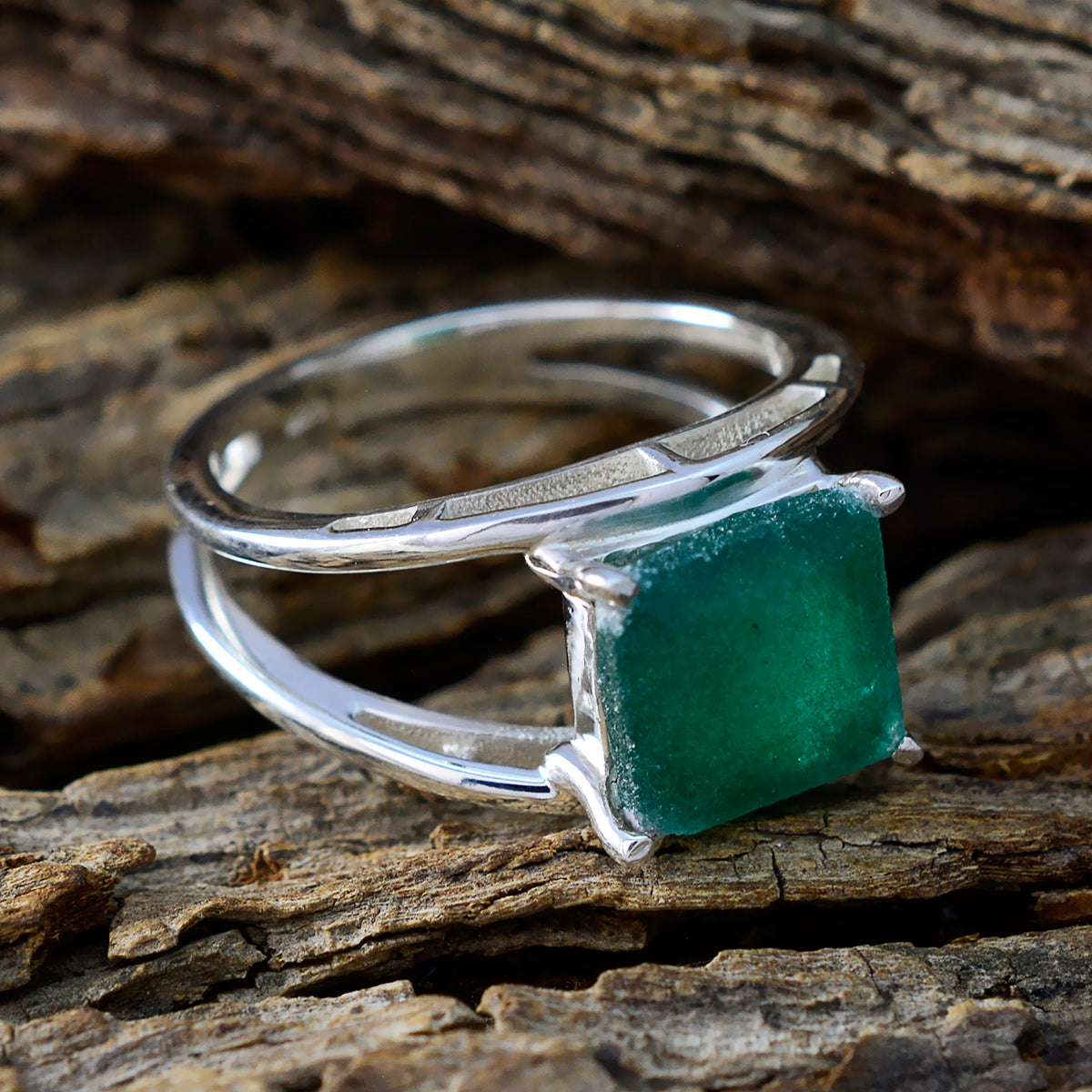 Indian Emerald Solitaire Egyptian Silver Green Gemstones Tiny Modern Ring Jewelry