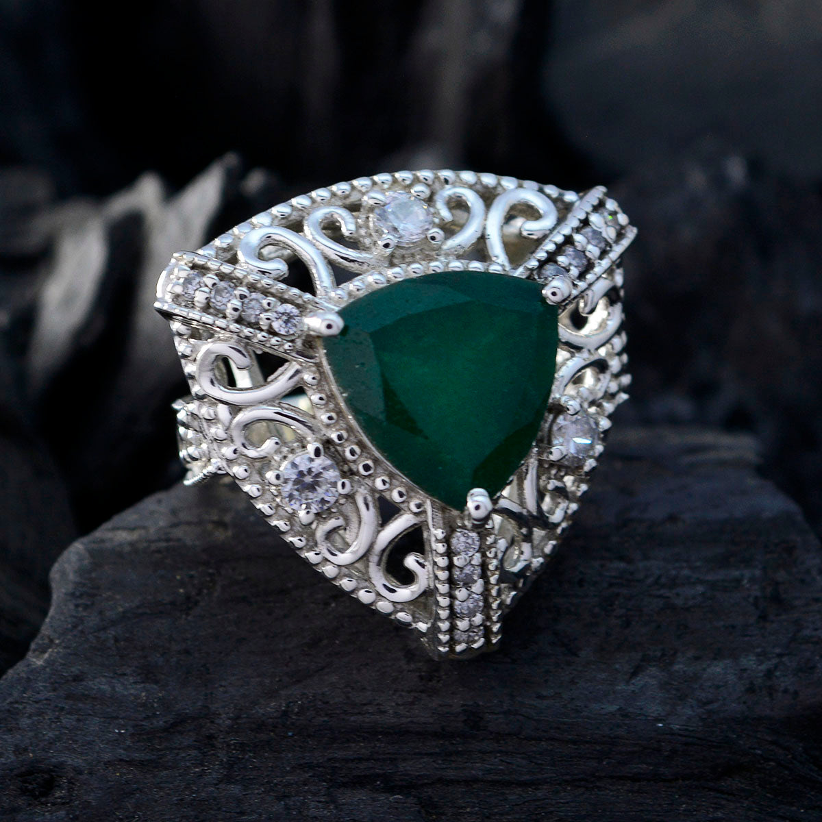 Indian Emerald Halo Egyptian Silver Green Gemstone Statement Filigree Ring Jewellery