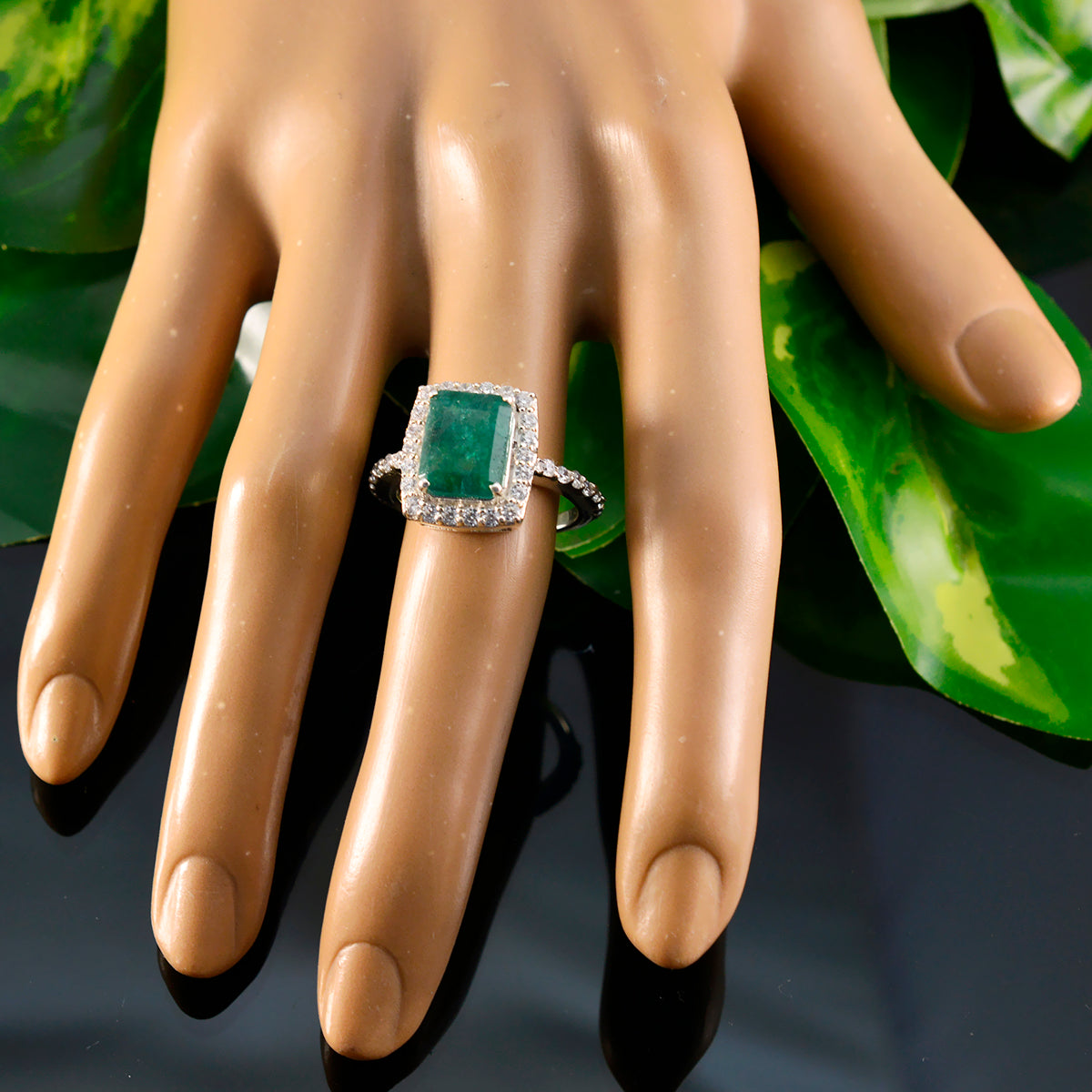 Indian Emerald Halo Russian 92.5 Silver Green Gemstone Minimal Abstract Ring Jewellery